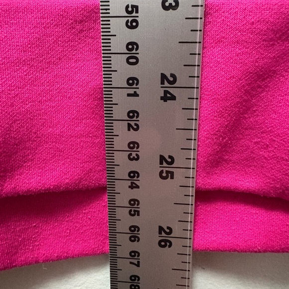 🆓 🚢 3 pieces Pinky Bundle (The North Face, UnderArmor, Champion) - Picture 6 of 11
